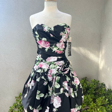 Vintage mini cocktail dress black pink floral strapless Sz 8 Small NWT Positively Ellyn 