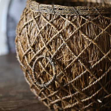 Vintage primitive Twig Basket | Handcrafted 