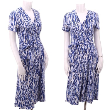 70s DVF vintage wrap dress 10 / 1970s blue print Diane Von Furstenberg sash tie dress 1970s M 