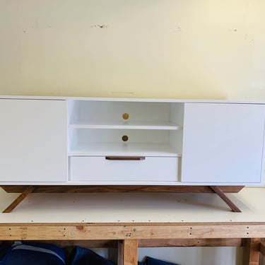 NEW Hand Built Mid Century Style TV Stand / Buffet / Credenza. White with Walnut accents - Free Shipping! 
