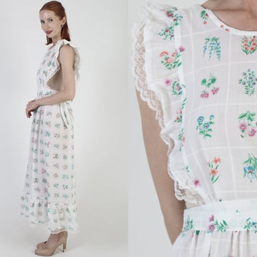 NWT Neiman Marcus Floral Pinafore Dress / White Apron With Patch Pockets / Vintage 70s Bib Waist Tie Overalls / Americana Open Back Maxi 