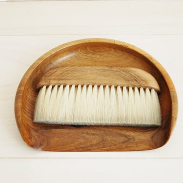 Vintage Mid Century Modern Carved Solid Wood Dustpan with Broom J. J . Drittenhass St. Gail Made in Switzerland 