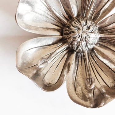 1970s Italian white brass lotus ashtray, in the style of Gucci
