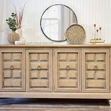 Gorgeous Vintage Rustic Buffet Cabinet Credenza Sideboard Tv Stand 