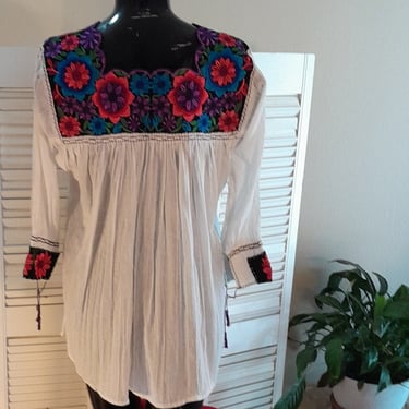 Vintage Cotton Ethnic Top / 34 Sleeves / EMBROIDEREY / M 