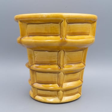 Ceramic Ice Cream Cone Planter | Vintage Cake Cone Flower Pot | Mid-century California Pottery 