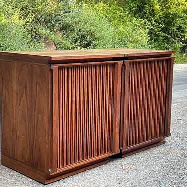 Mid-century Barzilay Tambour Door Credenza End Tables 