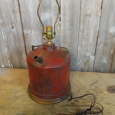 Vintage Gas Can Lamp, 10.5 x 22.5