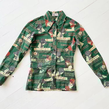 1970s French Magazine Deco Print Shirt – Green Cotton Illustration Blouse with Dagger Collar, Teenager Vintage 