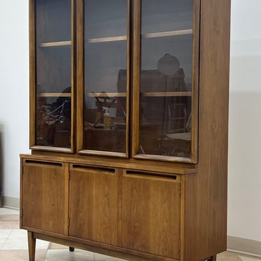 Mid-Century Modern China Cabinet / Display Case / Bookcase (SHIPPING NOT FREE) 