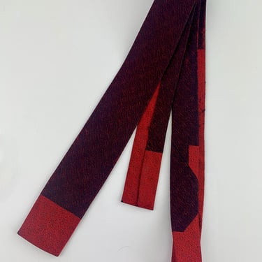 1960'S Horizontal Stripe Tie - SOIE (Silk in French) - Narrow Mod Square End Tie - Deep Red & Black 