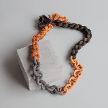 Barrow: Fall Chain Necklace