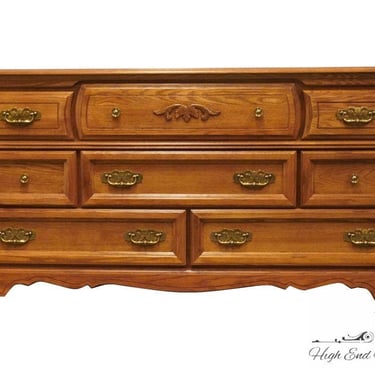 BROYHILL FURNITURE Solid Oak Country French Style 68