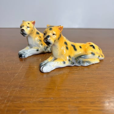 Vintage Relco Japan Cheetah Shakers 