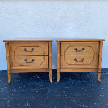 Set of 2 Vintage Faux Bamboo Nightstands FREE SHIPPING - Brown Wooden Broyhill Hollywood Regency Coastal Furniture 