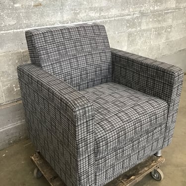 Composium Sharp Lounge Chair (Seattle)