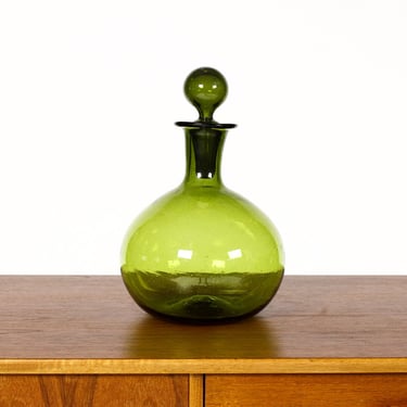 Vintage Mid Century Emerald Green Art Glass Decanter / Bottle +  Stopper — Italian / Blenko 