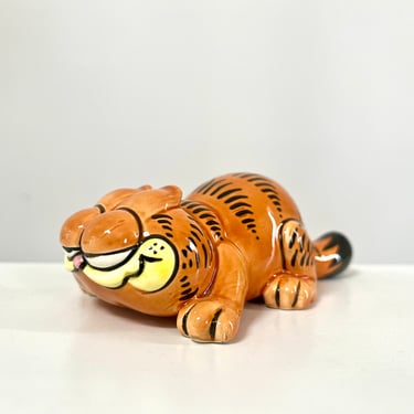 Vintage 1978 Garfield Figurine, Made by Enesco, Japan 