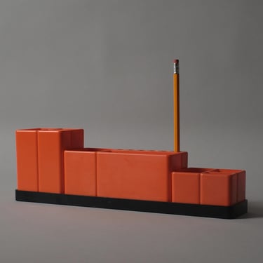 Artek 8