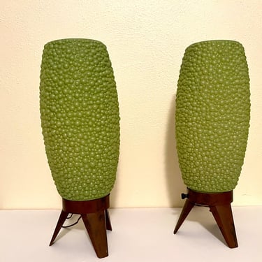 Vintage 50’s Mid Century Modern Pair of Tripod Lamps with Plastic Bubble Shade 