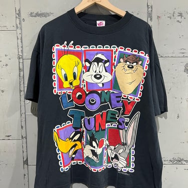 Vintage 90s Looney Tunes characters Graphic Tshirt Taz, Tweety bird, Bugs bunny Size XXL throwback graphic 