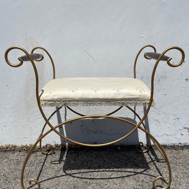 Vintage Vanity Stool Chair Bench Seat Hollywood Regency Antique Gold Makeup Chair Cushion Mid Century Modern Prop Dressing Boudoir Bathroom 