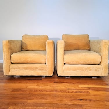 Pair of Cube Lounge Chairs 