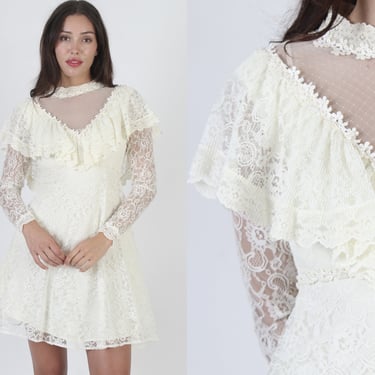 White Prairie Wedding Mini Dress / Vintage 70s Sheer Floral Lace Bridal Gown / Simple Bridesmaids Capelet Tea Outfit 