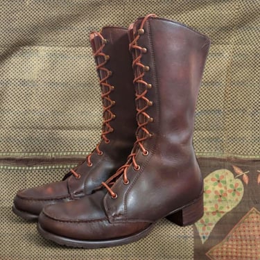 Vintage lace up boots 1960s GH Bass Clamdiggers leather various shades of brown calf height distressed holly hobby outdoorsy granny (8) 