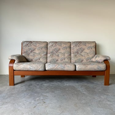 Mid-Century Modern Domino Møbler - Style Teak Wood Danish Sofa 