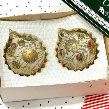 VINTAGE: 2pcs - European Hand Blown Glass Ornaments in Box - Christmas Decor - Ornament - Holiday 