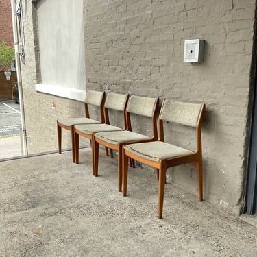 Set of 4 Danish Modern Chairs