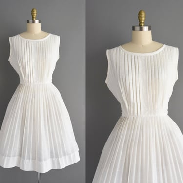 1950s vintage dress | Classic White Pleated Full Skirt Summer Dress | Medium | 50s dress 