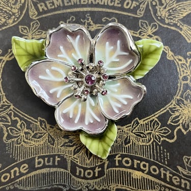 Monet dogwood brooch vintage enamel mod flower blossom pin 