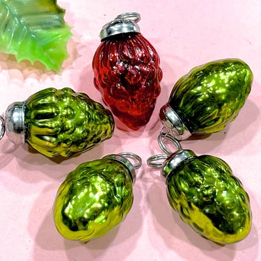 VINTAGE: 5pc - Small Thick Mercury Ornaments - Mid Weight Kugel Style Christmas Ornaments - Unique Find 