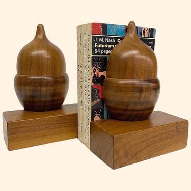 Vintage Acorn Bookends Retro 1970s Colonial Farmhouse + Brown Wood + Set of 2 + Book Storage and Display + Home Decor + Decoration 