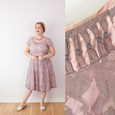 SIZE L/XL - 1950s Vintage Lace Dress / 50s Dress Spring Pink Lace Illusion A Line Skirt / Purple & Pink Pastel Lace Overlay Dress 