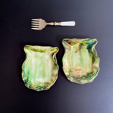 Pair of Vintage Majolica Sea or Clam Shell Plates, Green Brown, Appetizer plates, Hors d'oeuvre plates, Ashtrays, Mid Century, Display, Art 