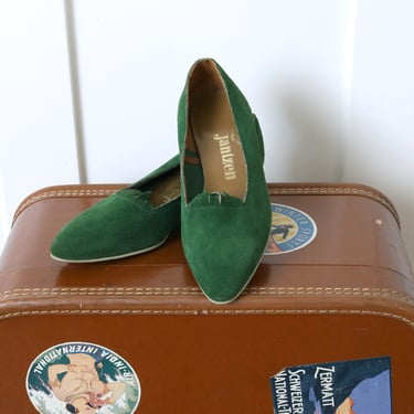 vintage 1960s dark green suede flats • mod Jantzen pointy toe slip-on shoes size 7.5 
