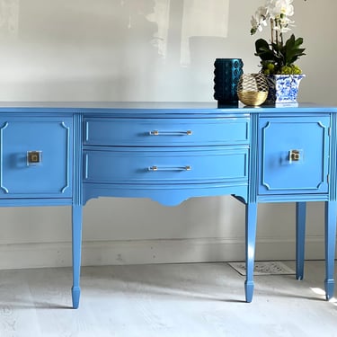 Traditional Sideboard Lacquered in Cooks Blue 