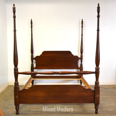 Mahogany Queen Traditional Bed 