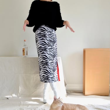 zebra pencil skirt with side slit / 32w 