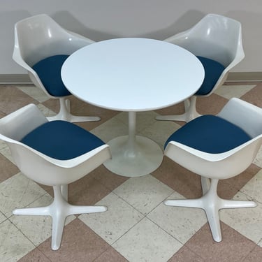 Eero Sarrinen Style Tulip Dining Table W/4-Swivel Chairs & Blue Cushions ~ By Burke 