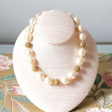 Stunning 1950's Miriam Haskell Style Filigree & Baroque Pearl Necklace