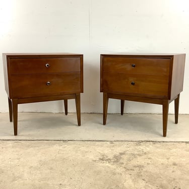 Pair Mid-Century Nightstands by American of Martinsville 