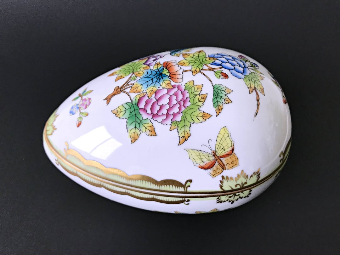 5.5" Large antique Herend porcelain egg shaped box Queen Victoria Covered Vintage Biffann