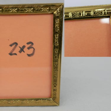 Vintage Small Picture Frame - Gold Tone Metal w/ Glass - Holds Wallet Size 2" x 3" Photo - Tabletop - 2x3 Frame 
