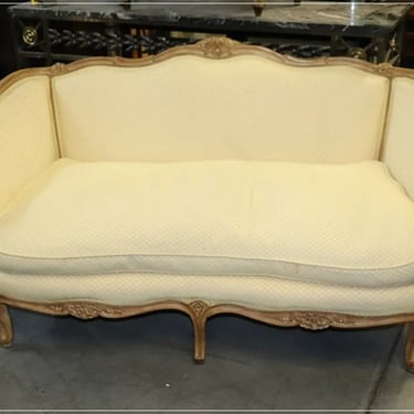 Carved Walnut French Louis XV Settee Canape circa 1940s