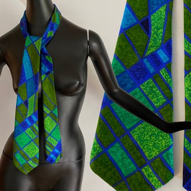 Men's Tiki Necktie | Vintage 60s 70s Tie in Blues & Greens Hawaiian Fabric | Tiki Oasis, Hukilau | Swingin' Lounge Tiki Bar Attire | Unisex 