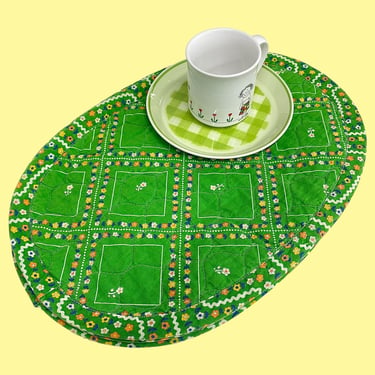 Vintage Placemats Retro 1970s Bohemian + Quilted + Green Fabric + Flowers  + Oval Shape + Set of 5 + Reversible + Kitchen Textile + Tabletop 